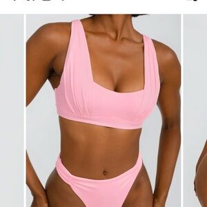 NEW WITH TAGS RIOT SWIM MIRA BIKINI

SIZE SMALL MIRA TOP
SIZE MEDIUM MIRA BOTTOM